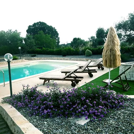 Trullo Del Bosco Felice Country house